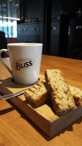 Opinii despre Bliss Cafe în İzmit - Gastronomi ve konaklama