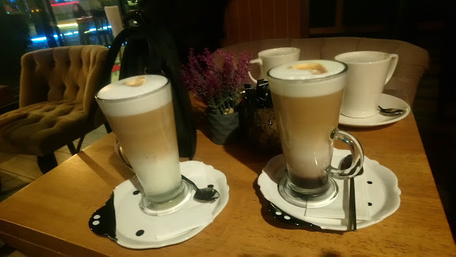 Opinii despre 1919 Eat Drink Enjoy în Marmaris - Gastronomi ve konaklama