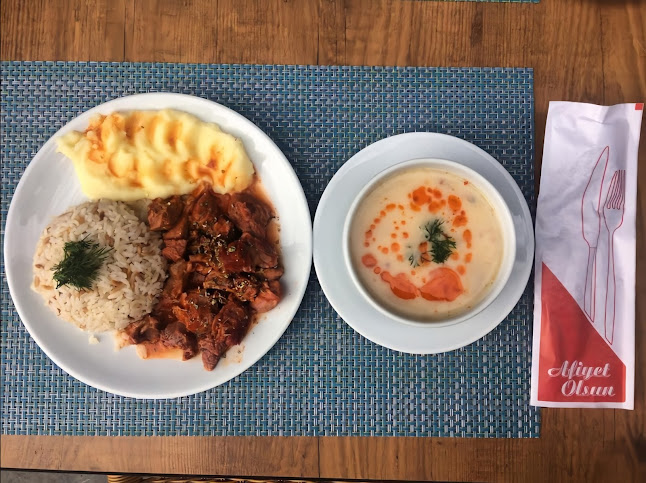 Opinii despre Önder Usta Lezzet Dünyası în Bolu Merkez - Gastronomi ve konaklama