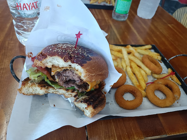 Altın Döner - Gastronomi ve konaklama