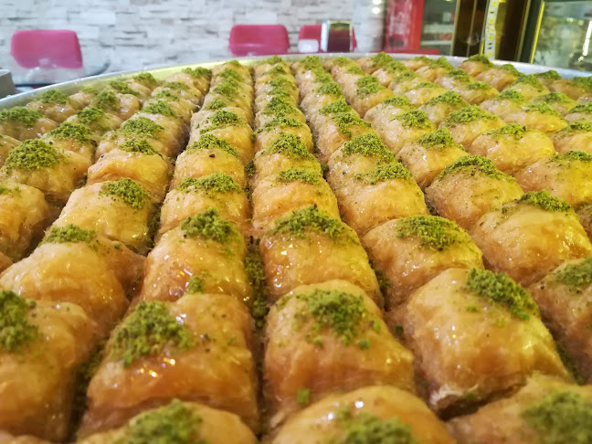 Baklavacı Metin Usta Pastane &Cafee - Gastronomi ve konaklama