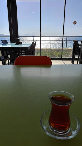 Opinii despre Günbatımı Cafe Bar în Burhaniye - Gastronomi ve konaklama