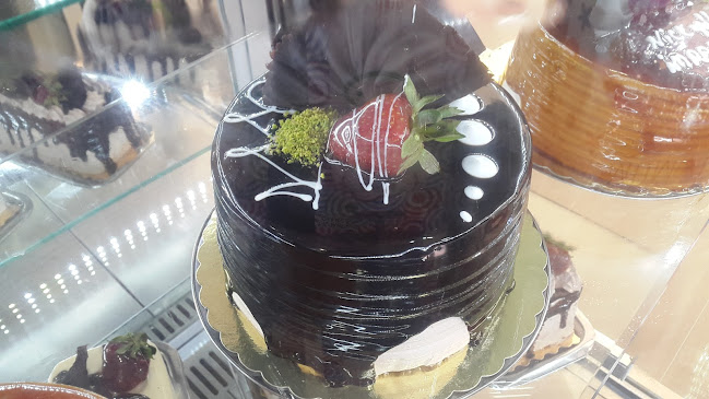 Opinii despre Lokman Hekim Unlu Mamülleri în Muratpaşa - Gastronomi ve konaklama