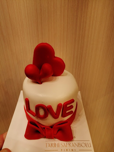 Feneryolu, Mustafa Mazhar Bey Sokağı No:77, 34724 Kadıköy/İstanbul