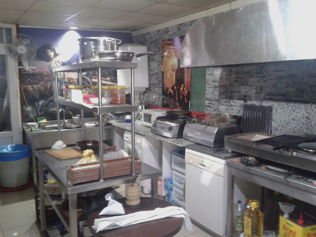 Comentarii opinii despre The Roof