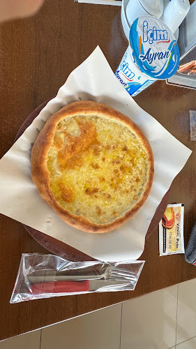 Opinii despre Yılmaz Pide în Sürmene - Gastronomi ve konaklama