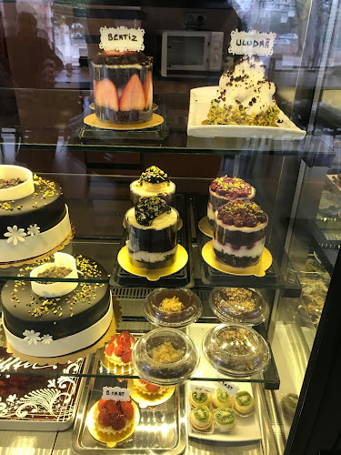 Opinii despre Hayal Fırın Pastane în Muratpaşa - Gastronomi ve konaklama