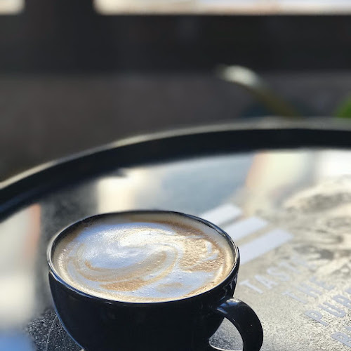 Fevzipaşa - Vehbibey, Cumhuriyet Cd. No:22, 10400 Ayvalık/Balıkesir