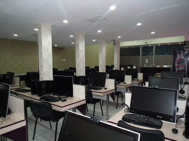 Opinii despre Akademi İnternet Kafe în Malatya - Gastronomi ve konaklama