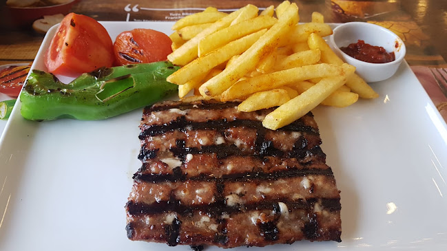 Opinii despre Bayraklı Tuzu Biberi în İzmir - Gastronomi ve konaklama