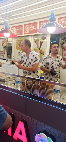 Akçay Roma Tadım Dondurma - Edremit