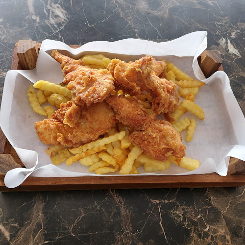 Opinii despre Yummy Burger House în Ankara - Gastronomi ve konaklama