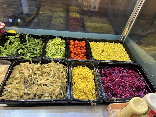 Comentarii opinii despre Meşhur adıyaman çiğköfte tavuk pilav bazlama tost