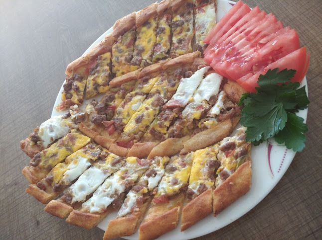 Opinii despre Zepliler pide salonu în Uşak Merkez - Gastronomi ve konaklama