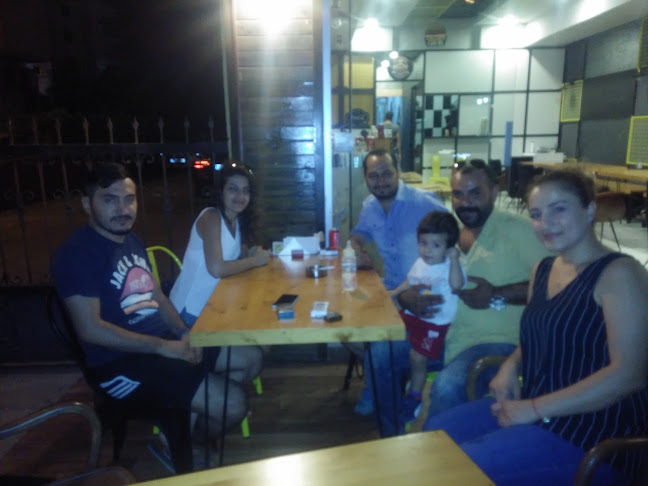 Cafe 85 Burger - Gastronomi ve konaklama