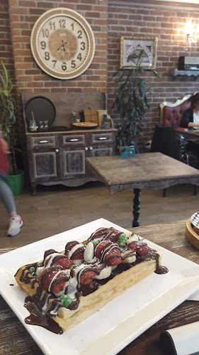 Murat Reis, İnönü Cd. No:292, 35250 Konak/İzmir