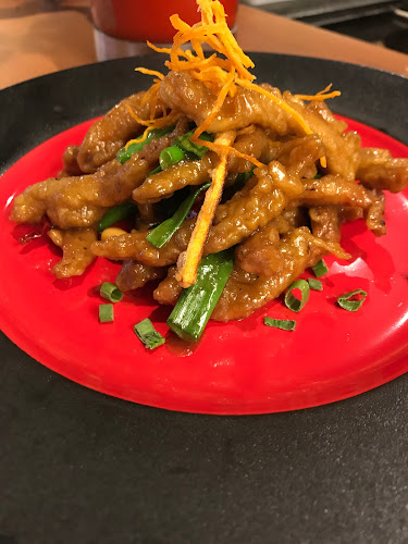 Walk in WOK & SUSHI BAR