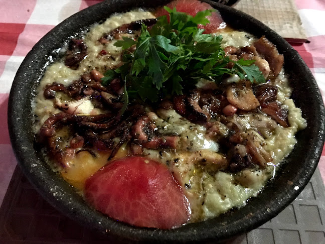 Altınova, plaj sokak Profesörler sitesi no:2, 10400 Ayvalık/Balıkesir