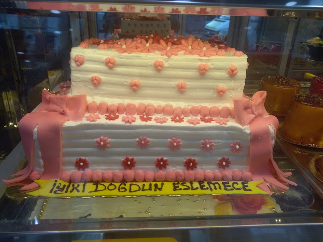 Opinii despre Akyüz Unlu Mamüler în Buca - Gastronomi ve konaklama