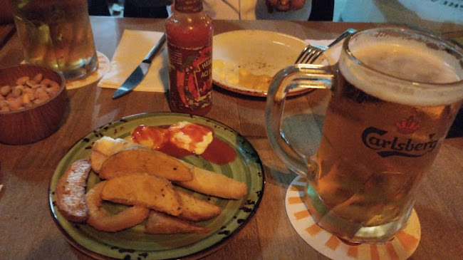 Cranky Pub - Gastronomi ve konaklama