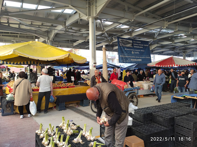Erenler Kapalı Pazar Yeri - Gastronomi ve konaklama