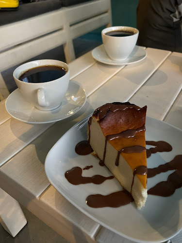 Beyaz Ev Lagom Kafe & Restoran - İzni̇k