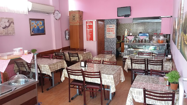 Opinii despre AYFER ABLA EV YEMEKLERİ VE CAFE în Maltepe - Gastronomi ve konaklama