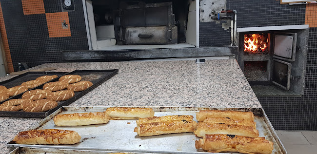 Opinii despre Madenler Odun Ekmeği Unlu Mamüller în İstanbul - Gastronomi ve konaklama