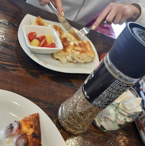 Ünlü Börek Cafe - Büyükçekmece