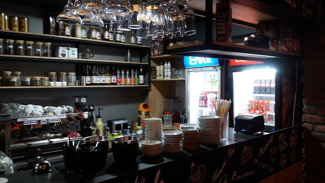 Opinii despre Nerd Cafe în Avcılar - Gastronomi ve konaklama