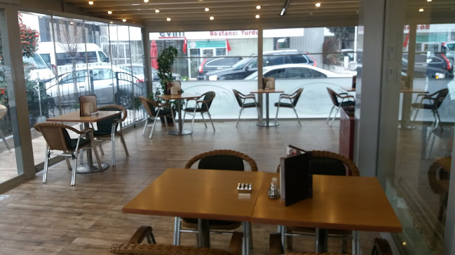 Golden Spoon Restaurant & Cafe - Ataşehir