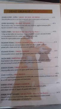 Opinii despre Metropolis Restaurant Cafe&Bar în Fatih - Gastronomi ve konaklama