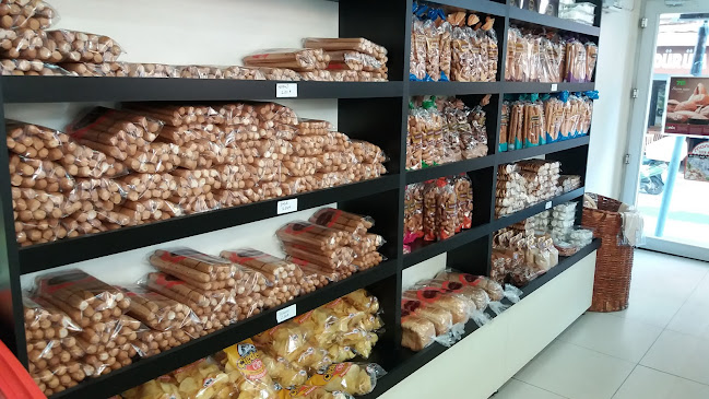 Opinii despre Öz Karadeniz Unlu Mamulleri în Şişli - Gastronomi ve konaklama