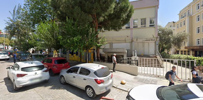 Bornova 2. El ve Antika Pazarı