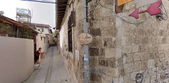 Retroo Cafe Lounge Bar