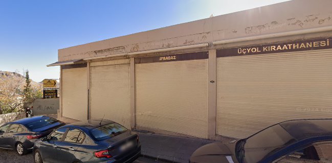 Üçyol Kıraathaneai