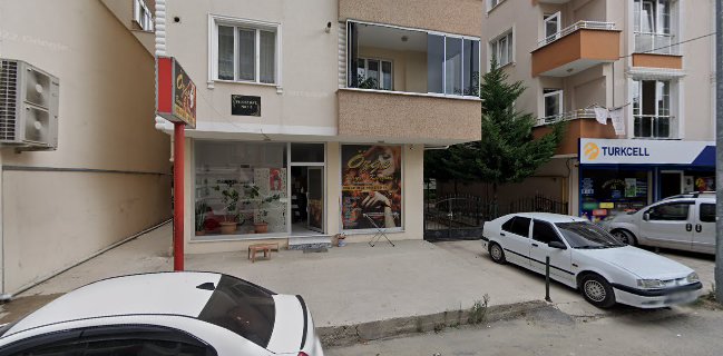 Kapaklı Meşhur Sarıyer Börekçisi