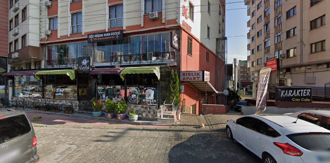 La’Rok Cafe and More